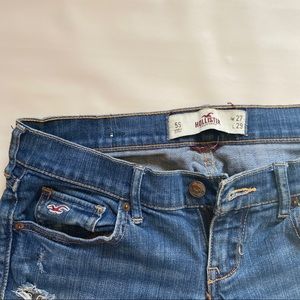 Hollister blue low rise ripped jeans!